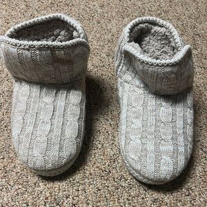 Muk Luks women’s slippers